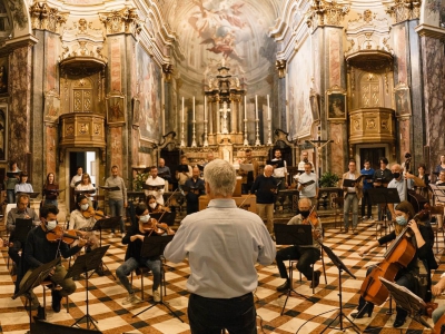 Instrumentos de cordas na orquestra